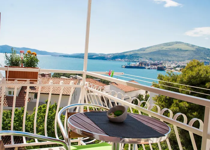 Stil Trogir