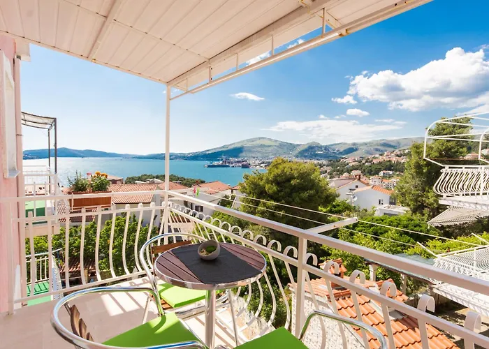 Stil Trogir